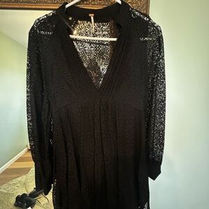 Elegant Black Lace Women's Top
